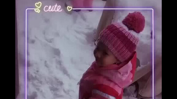 Thaís Fersoza mostra primeira vez dos filhos na neve