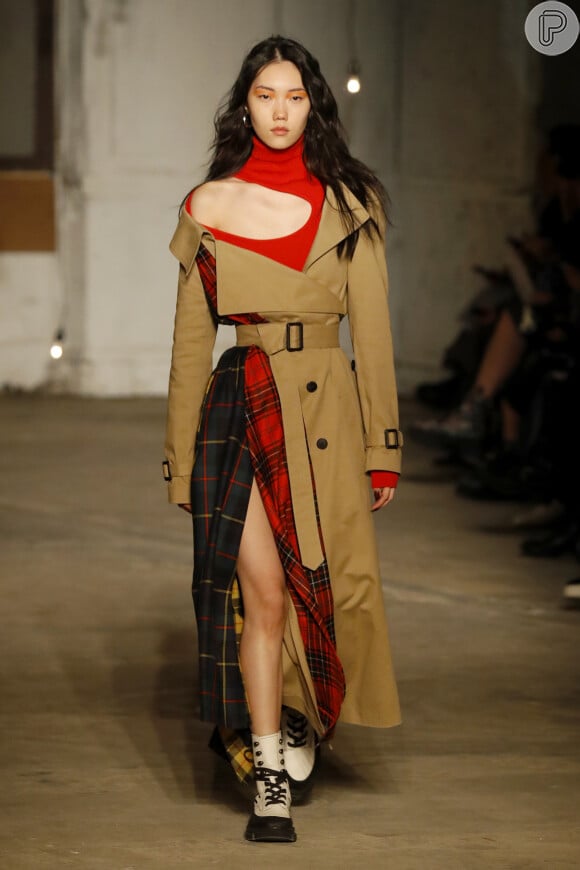 Moda 2020: decote no ombro e estampa xadrez está em alta no desfile da Monse no New York Fashion Week