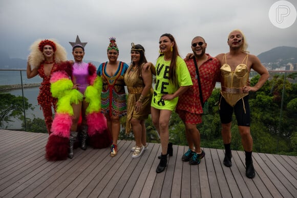 Preta Gil reuniu time de famosos em seu bloco no Rio de Janeiro