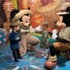 Thais Fersoza encantou os seguidores com fotos dos filhos conversando com personagens da Disney