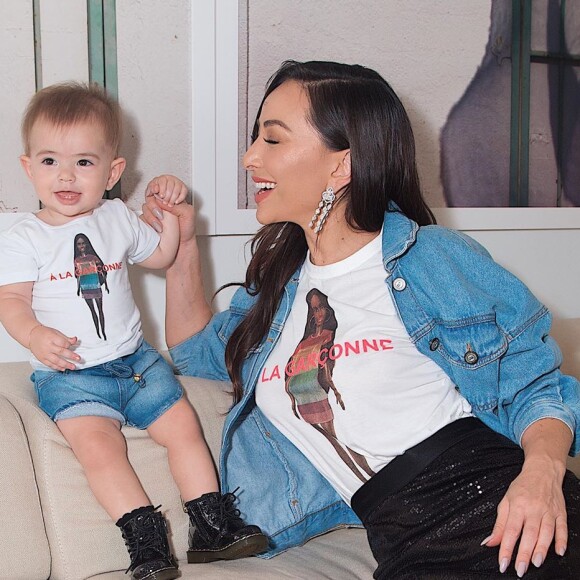 Filha de Sabrina Sato se diverte em pula-pula com a mãe nesta quinta-feira, dia 20 de fevereiro de 2020