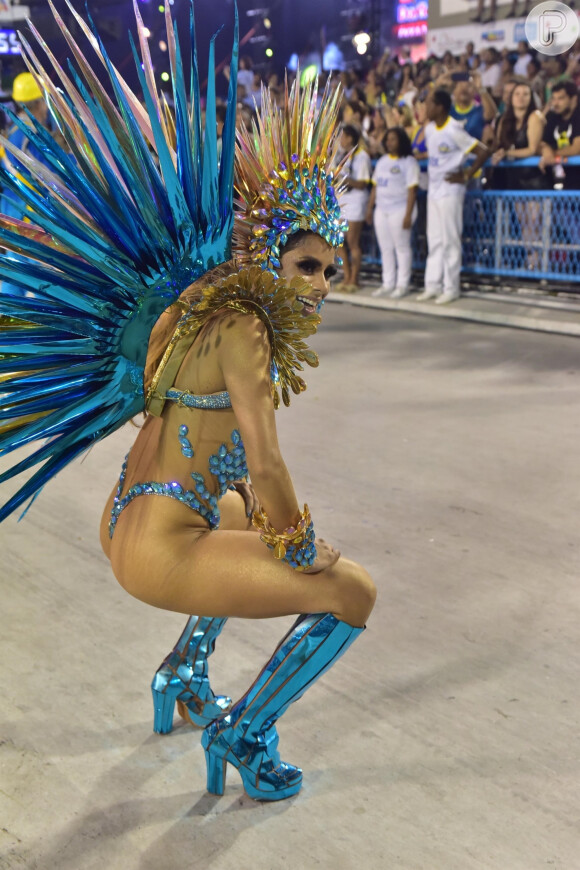 Lexa estreou como rainha de bateria da Unidos da Tijuca no carnaval 2020