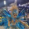 Lexa escorregou e caiu durante seu desfile de estreia na Unidos da Tijuca