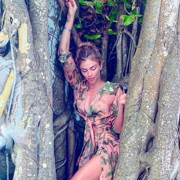 Caio Castro e Grazi Massafera estão curtindo as férias nas Ilhas Maldivas