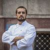 Vicente (Rafael Cardoso) se torna o chef do restaurante que era de Enrico (Joaquim Lopes), em 'Império'