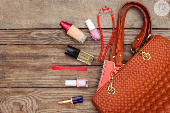 Em sua mala de viagem, leve seus produtos preferidos em miniatura ou em versão travel size