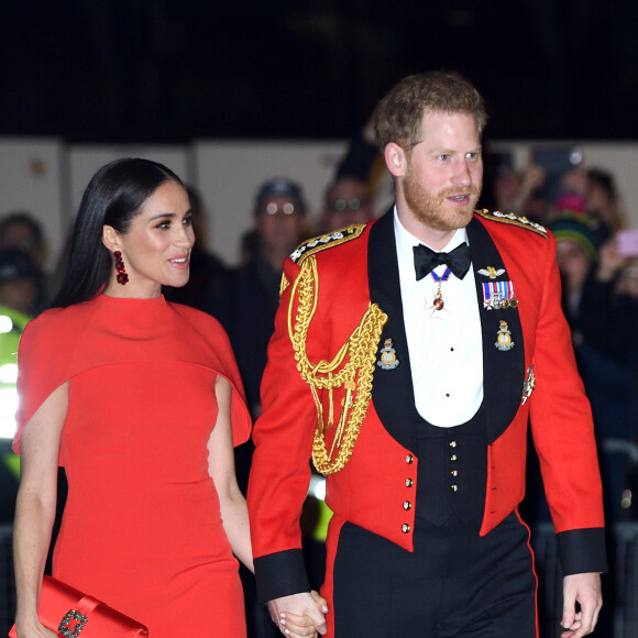 Meghan Markle já havia apostado em look monocromático para compromisso anterior na Inglaterra
