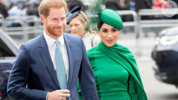 Meghan Markle usa look mocromático verde para 'despedida' da realeza. Confira detalhes nesta segunda-feira, dia 09 de março de 2020