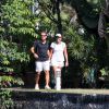 Malu Mader e Tony Belotto passeiam na Lagoa Rodrigo de Freitas, na Zona Sul do Rio de Janeiro