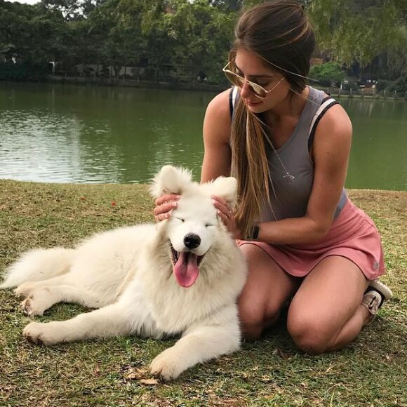 Filho de Alok e Romana Novais chama atenção em foto com cachorro