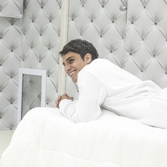 Bruna Marquezine explicou que seu comentário não foi voltado à aparência de Felipe Prior