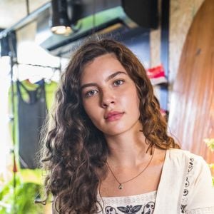 Fim da novela 'Malhação - Toda Forma de Amar': Rita (Alanis Guillen) se desespera ao descobrir que Rui (Romulo Neto) obteve a guarda de Nina (Eloá Miranda/Lavínia Miranda)