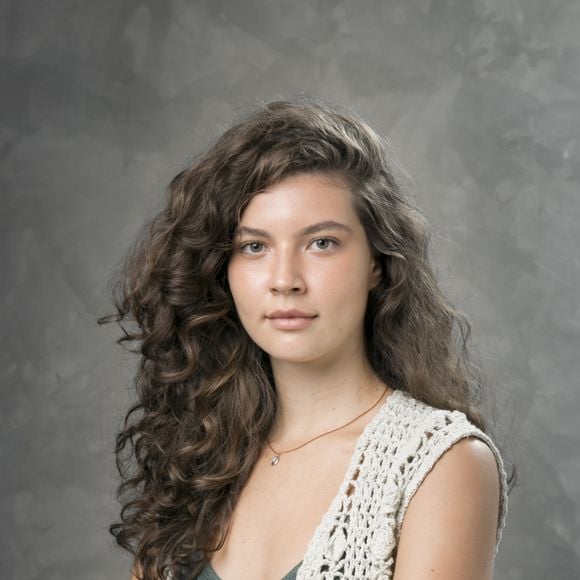 Fim da novela 'Malhação - Toda Forma de Amar': Rita (Alanis Guillen) relata medo por um comparsa de Rui (Romulo Neto). 'Parece que quer me comer viva'