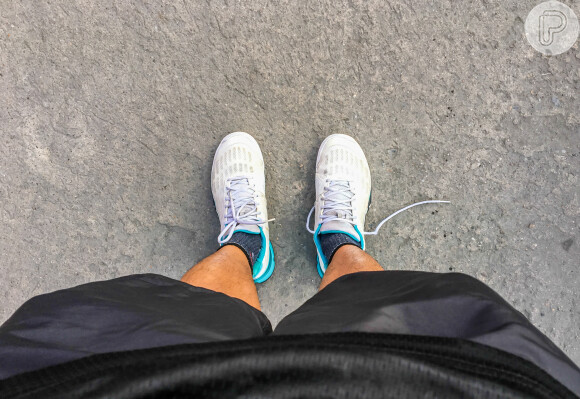 Use tênis apropriado ao fazer exercícios, que deixe o pé respirar