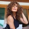 Juliana Paes tem aparecido nas redes sociais ostentando cabelos cacheados