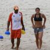 Priscila Fantin treina Beach Training na praia da Barra da Tijuca, no Rio