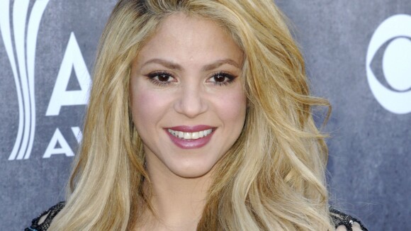 Grávida, Shakira diz buscar dicas sobre maternidade na internet: 'Mamãe online'