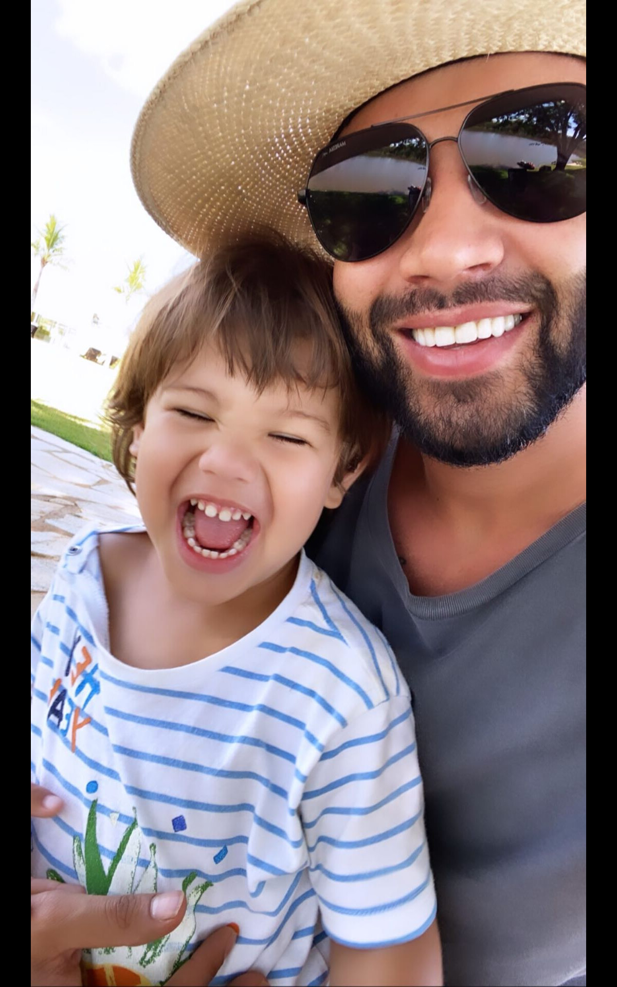 Foto Gusttavo Lima Fez Foto Com O Filho Mais Velho Gabriel Purepeople 