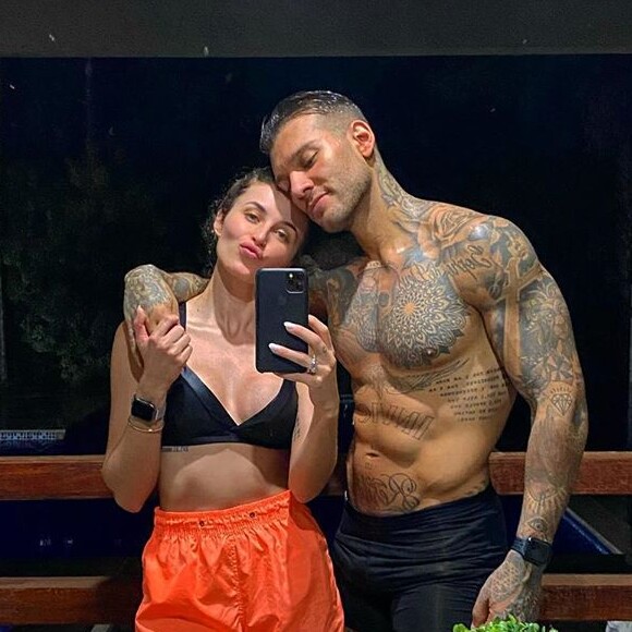 Lucas Lucco exibe foto da noiva, Lorena Carvalho, grávida e confunde web