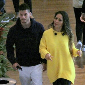 Mayra Cardi contou que ela e Arthur Aguiar já ficavam juntos praticamente todos os dias 