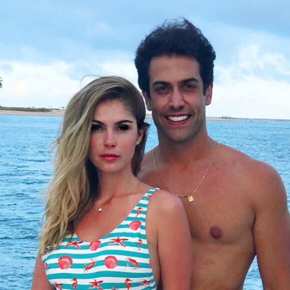 Bárbara Evans cogitou adiar o casamento com o empresário Gustavo Theodoro para 2021 por conta da pandemia do coronavírus