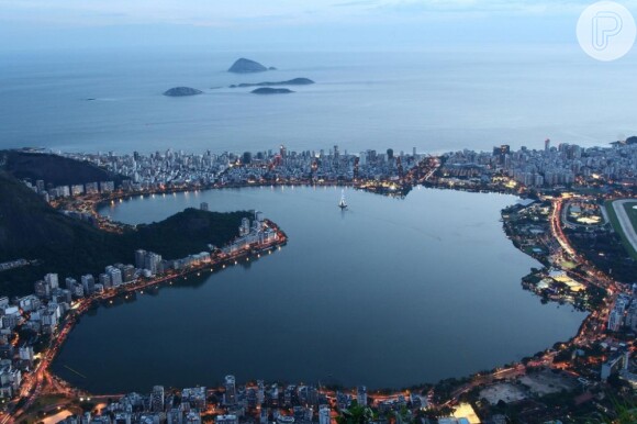 Esta é a Lagoa Rodrigo de Freitas, um dos lugares mais valorizados da Cidade
