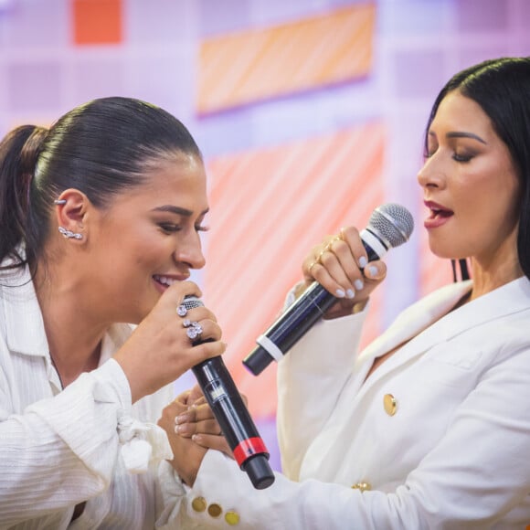 Simone e Simaria confirmaram segunda live show em canal da dupla no YouTube