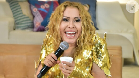Joelma faz segunda live show em sua mansão em Alphaville, São Paulo, na noite desta quarta-feira, 27 de maio de 2020