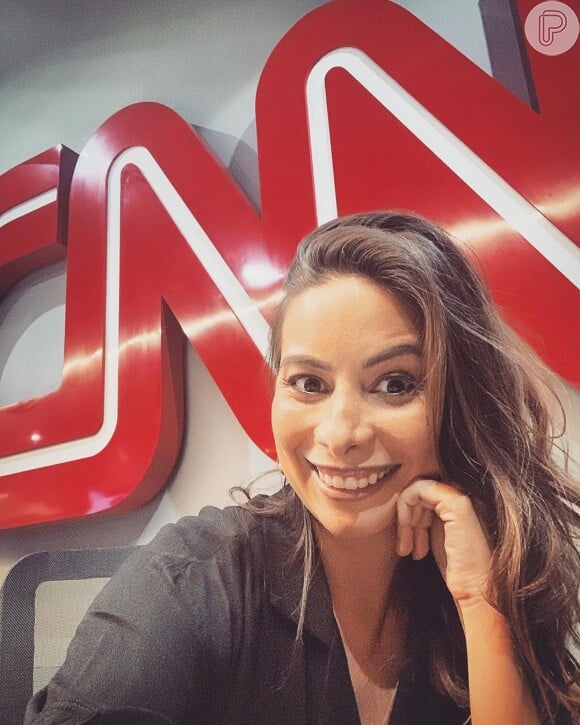 Marcela Monteiro, na CNN, cobre de perto a pandemia de Covid-19