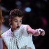 Justin Bieber cantou durante o desfile da Victoria's Secrets, em novembro de 2012