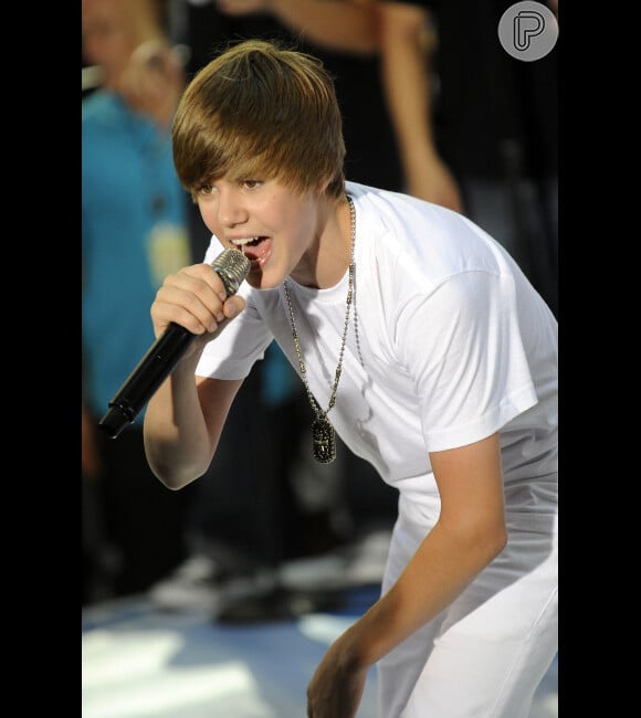 Justin Bieber se apresentou em Nova Iorque para o programa 'Today Show', em junho de 2010