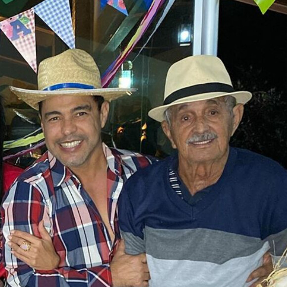 Pai de Zezé Di Camargo, Francisco chamou atenção pelo semblante saudável em foto com o filho mais velho: 'Maravilha'