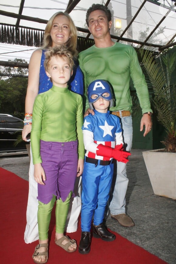 Benício comemorou um de seus aniversários com festa de tema 'Super-heróis'