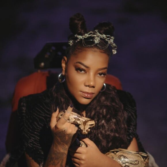 Ludmilla lançou recentemente o clipe da música 'Cobra Venenosa' e garantiu que não fez para alfinetar Anitta