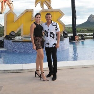 Wesley Safadão e mulher, Thyane Dantas, homenagearam a filha na internet