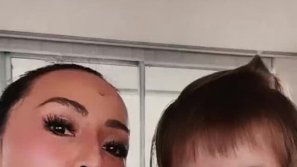 Vídeo: filha de Sabrina Sato, Zoe coloca máscara em vídeo