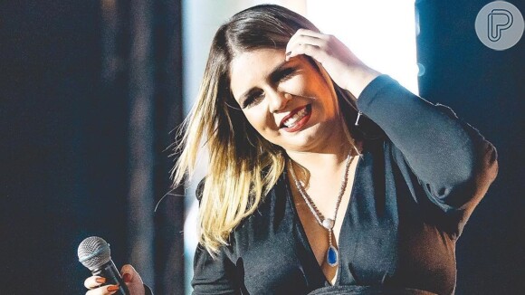 Marília Mendonça usa look tie dye lilás e se orgulha: 'Criação própria'