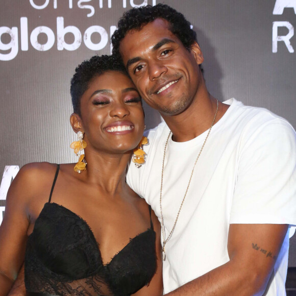 Erika Januza interrompeu gravações de 'Amor de Mãe' pela pandemia do coronavírus e estrelou a série 'Aracanjo Renegado' com Marcello Melo Jr.