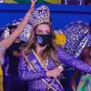 Simony foi coroada rainha de bateria da Unidos do Peruche, escola do Grupo de Acesso 2 do carnaval de São Paulo: 'Obrigada por tanto amor e carinho'