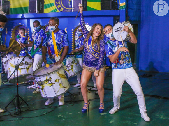 Simony é a nova rainha de bateria da Unidos do Peruche para o carnaval 2021