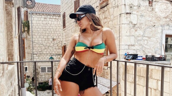 Anitta faz primeira postagem na Croácia com look inspirador, nesta quinta-feira, 06 de agosto de 2020