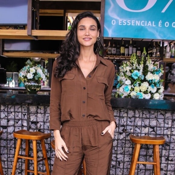 Débora Nascimento revelou como cuida da saúde mental e física 