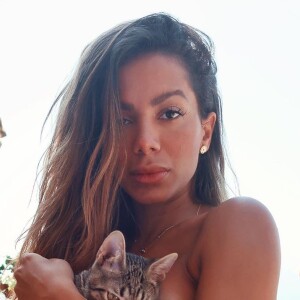 Anitta está curtindo viagem pela Europa