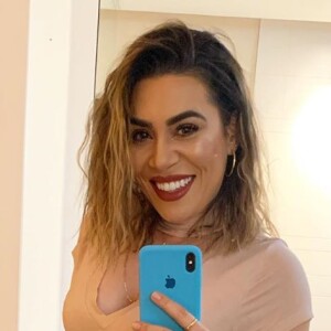 Naiara Azevedo exibe corpo mais magro em fotos na web