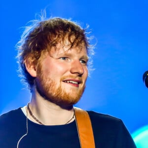 Ed Sheeran comenta afastamento da web: 'Esperamos que você respeite nossa privacidade neste momento'