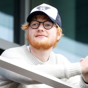 Ed Sheeran comemora chegada da 1ª filha: 'Estamos completamente apaixonados por ela'