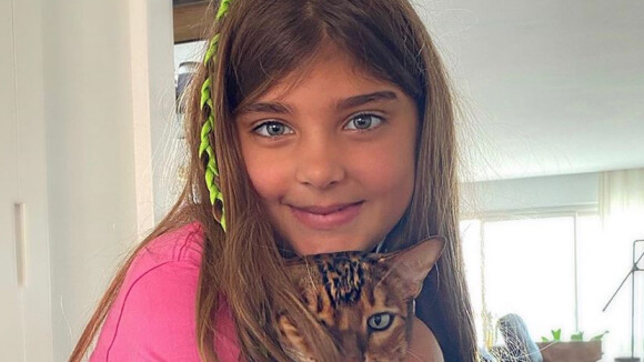 Grazi Massafera posta foto da filha e beleza de Sofia agita famosos: 'Princesa'