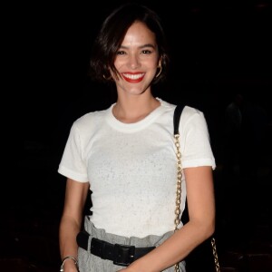 Bruna Marquezine recebeu mimos da Saint Laurent, Gucci, Miumiu e mais grifes