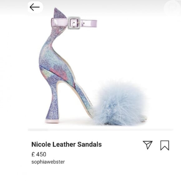 A sandália usada por Bruna Marquezine é da designer Sophia Webster