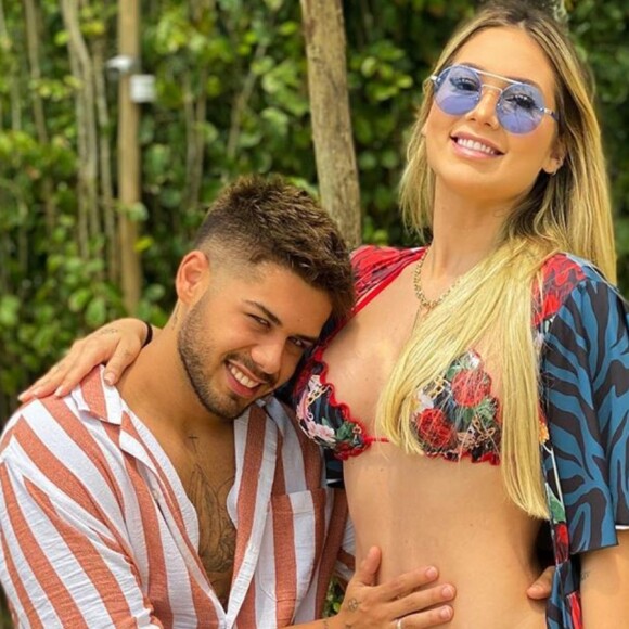 Namorada de Zé Felipe, Virgínia Fonseca chora ao negar gravidez por R$500 mil